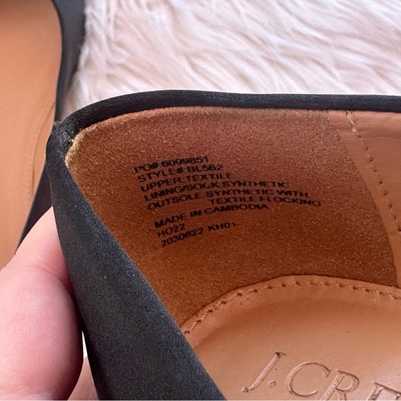 J Crew Black Pointy Toe Black Bow Flats - Picture 7 of 8